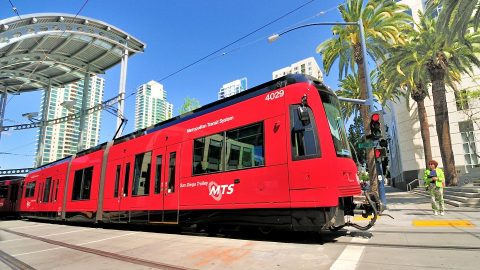 Siemens S70 tram in San Diego, source: San Diego Metropolitan Transit System