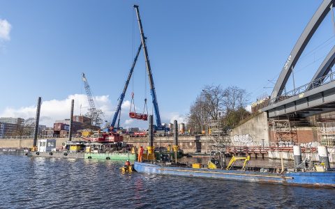 The preparatory works for demolishing the Bille bridge in Hamburg