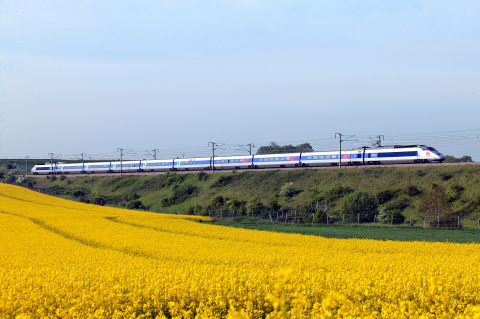 TGV on the Paris- Lyon line, image: SNCF Réseau