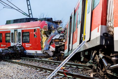 Collision of Munich suburban trains S-Bahn