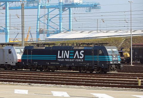 Lineas Traxx locomotive
