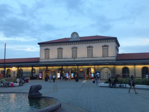 Current Bergamo station, opened in 1854