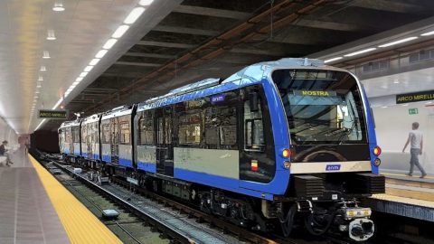 Hitachi Rail wins contract in Naples